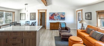 Ranch Retreat in Wine Country - Horses & Views!