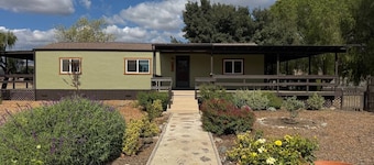 Ranch Retreat in Wine Country - Horses & Views!