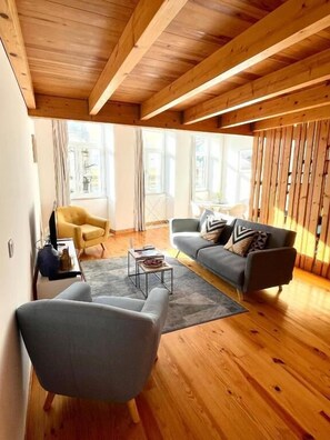 Loft, 1 Bedroom, Pool Access, City View | Living area - 1118 Lofts (Porto)