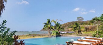Beachfront Ocean-View Suite / Infinity Pool / Private Patio / Surf-Fish Paradise