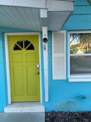 Exterior detail - Cozy home - Close to beaches (Gulfport)