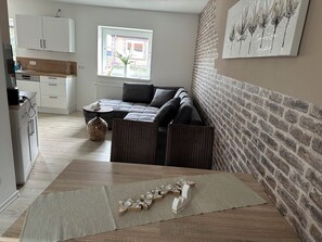 Living area - Holiday apartment Haus Hermann (Müden)