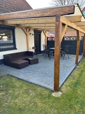 Outdoor dining - Vrbo Property (Müden)