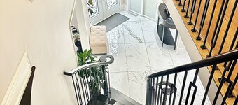 Spacious Modern Home for families, group or co-workers