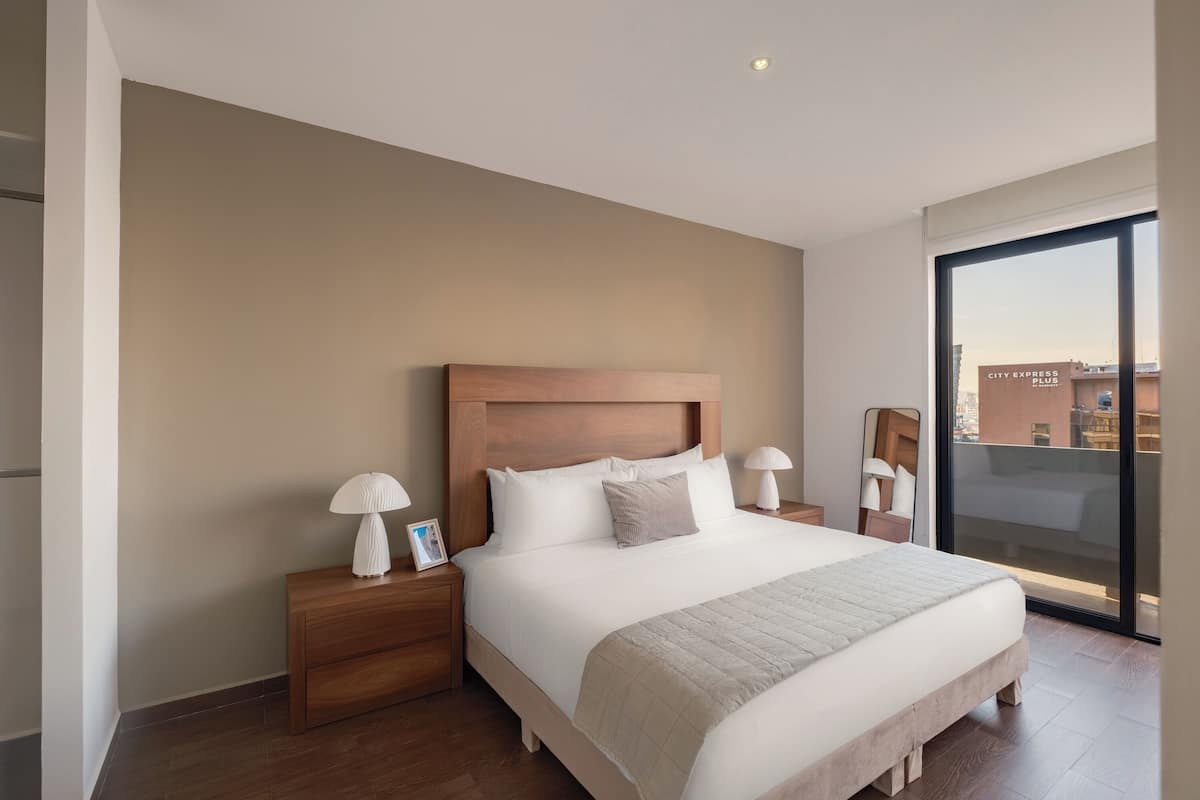 Căn hộ, 1 phòng ngủ, ban công