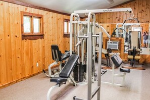 Fitness facility - 2BR Retreat nr Downtown Helen | Pool & Gym Access! (Helen)