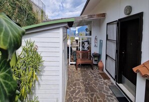 Terrace/patio - Vacation apartment "Casa Amata" fantastic lake/mountain view in Tignale/Prabione (Lombardei)