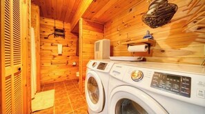 Interior - Campfire Cabin/ Hot Tub/ Fire pit/ Sleeps 12/ Aska Adventure Area (Blue Ridge)