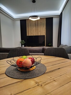 อพาร์ทเมนท์, 2 ห้องนอน, พร้อมสิ่งอำนวยความสะดวกสำหรับผู้พิการ | ร้านอาหาร