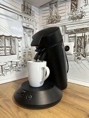 Kaffee und/oder Kaffeemaschine