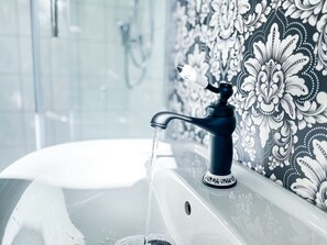 Hair dryer - N&N: Apartment - Schloss & Stadtnähe mit Kamin (Schwerin)
