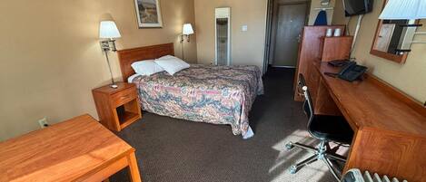 Standard Single Room, 1 Queen Bed, Non Smoking, Pets not allowed