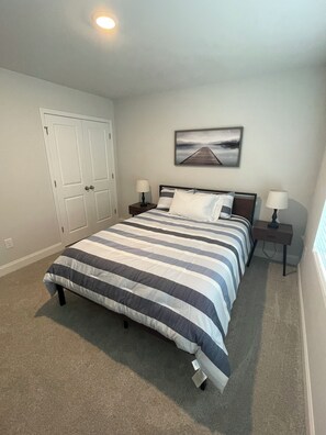 3 bedrooms, free WiFi, bed sheets - New 3 Bedroom townhome in North Myrtle, near sports complex (Little River)