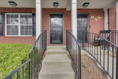 Dog-Friendly Townhome w/ Patio in Charlotte Area!