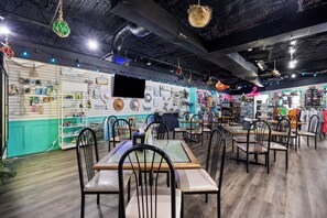 Dining - Blissful Beach Retreat (Hilton Head Island)