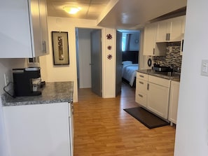 Interior - Welcome to cozy suites in a great neighborhood With lot of amenities . (Winnipeg)
