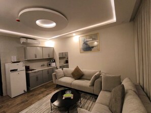 Luxury Double Room | Living area - Olive Tree Hotel (Tabuk)