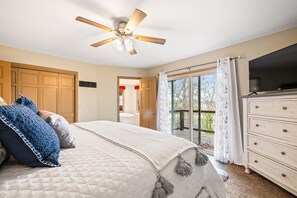6 Schlafzimmer, Schreibtisch, WLAN, Bettwäsche