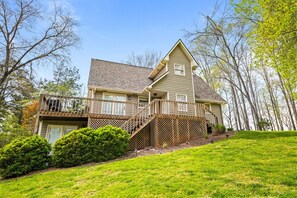 Exterior - Cinci 5: Firepit, Pool Table, Covered Dock (LaFollette)