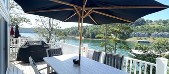 Shake `N Lake: Lakefront - No Wake, Modern; Dock