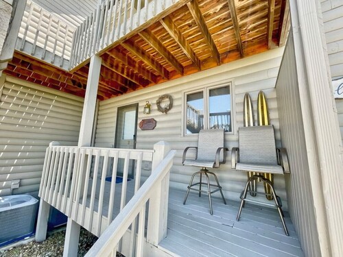 2C Condo: Lake/Ridge/Golf Views