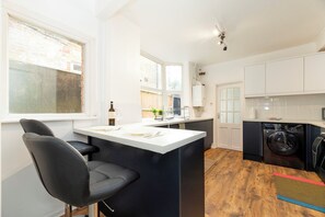 Fridge, microwave, toaster, dining tables - 4-Bed Family Home / Garden / Near Elizabeth Line - Pass the Keys (London)