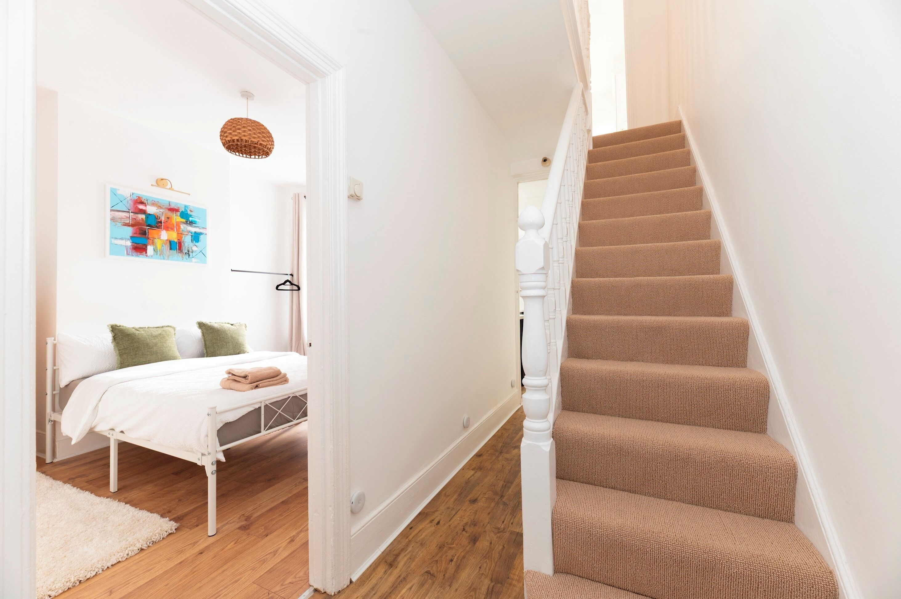 5 chambres, fer et planche à repasser, Wi-Fi gratuit, draps fournis