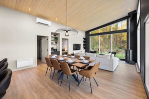 Dining - Spa & Panoramic Nature Views | Alto (Saint-Côme)