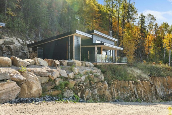 Exterior - Spa & Panoramic Nature Views | Alto (Saint-Côme)