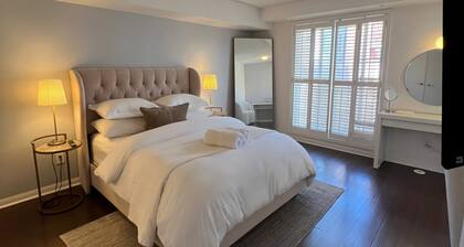 Spacious 3 Bdrm Townhome in Liberty Village
