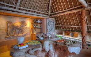 Dining - VILLA SERENITY - Four Bedroom Villa, Sleeps 10 (Diani Beach)