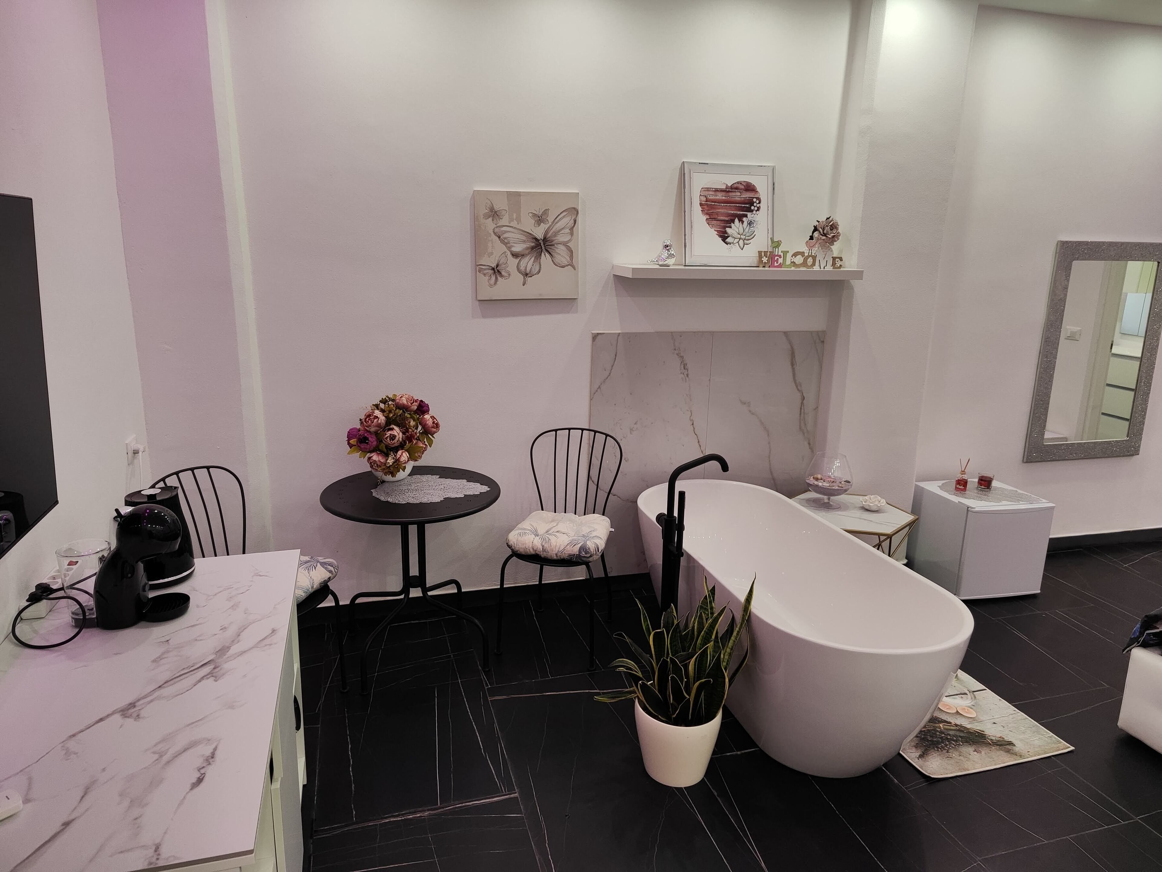 Dusche, Haartrockner, Bidet, Handtücher