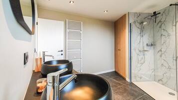 Een douche, een haardroger