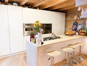 Microwave, oven, stovetop, dishwasher - Casa di A.L.A. by case al lago (Desenzano del Garda)