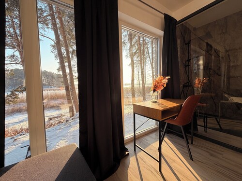 Lakefront Cabin w/ Sauna & Hot Tub | Aiyana Retreat