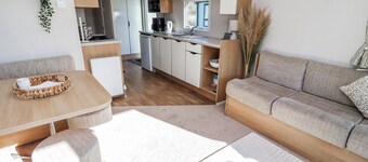 75 Morpeth Mews
