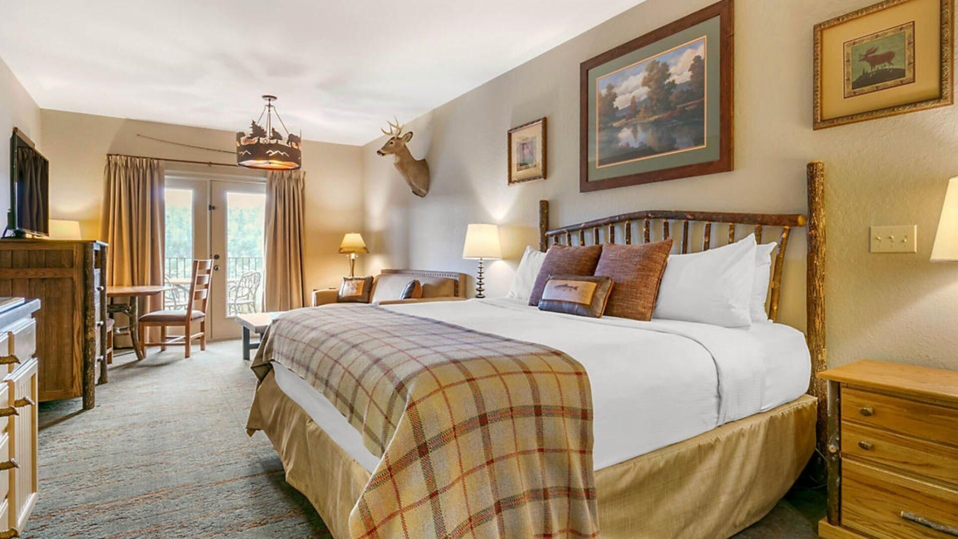 3 chambres, fer et planche à repasser, Wi-Fi gratuit, draps fournis