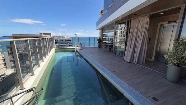 Comfort Apartment | Pool | Outdoor pool - Ocean Barra (Salvador)