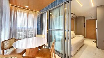 Apartamento luxo | Opções para refeição