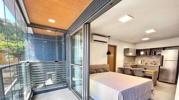 Comfort Apartment | Blackout curtains, soundproofing, free WiFi, bed sheets