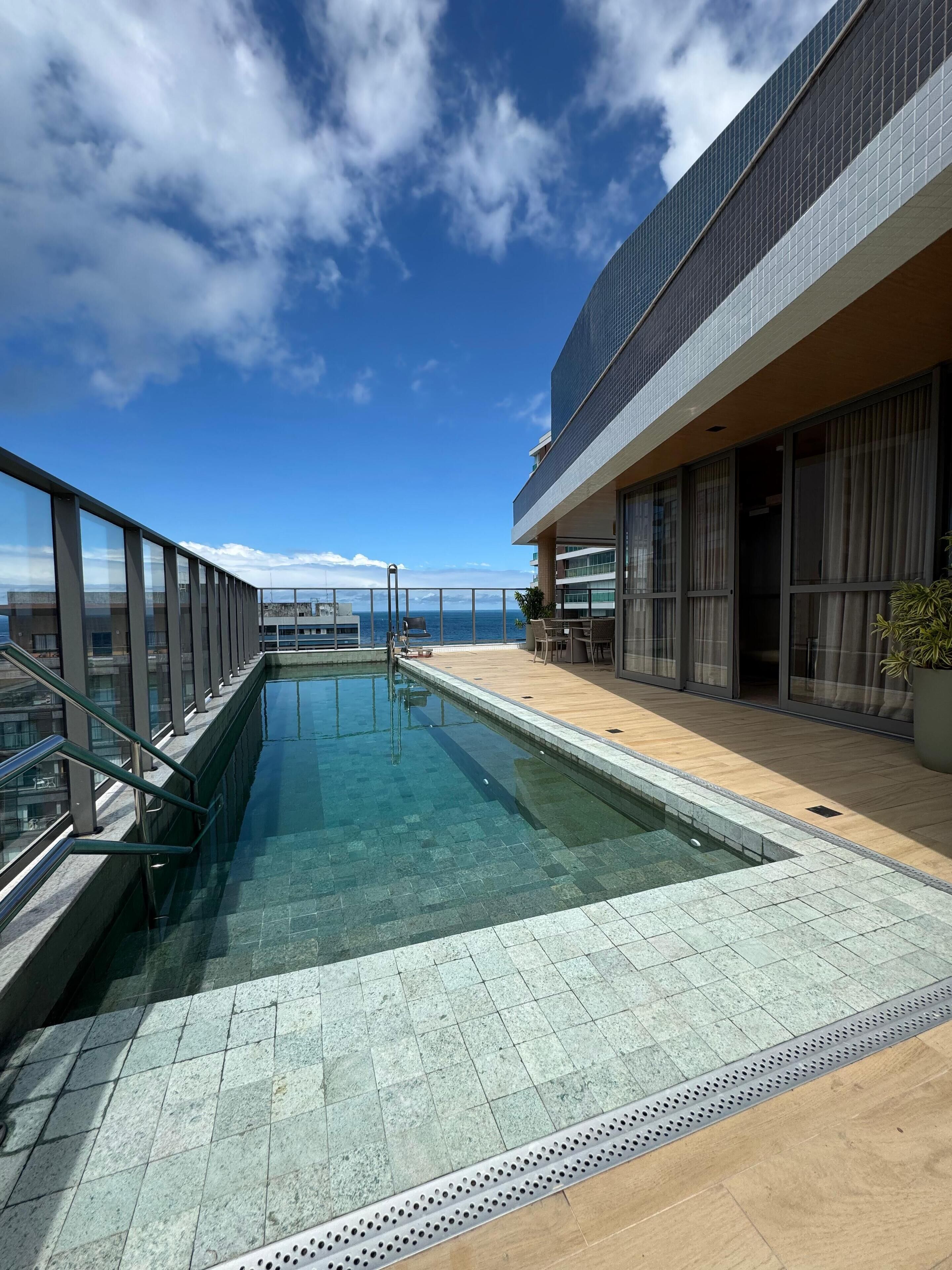 Apartamento básico | Piscina