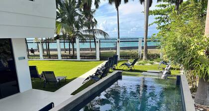 Oceanfront Villa 9 Bedrooms/9 EnSuite Baths & Pool