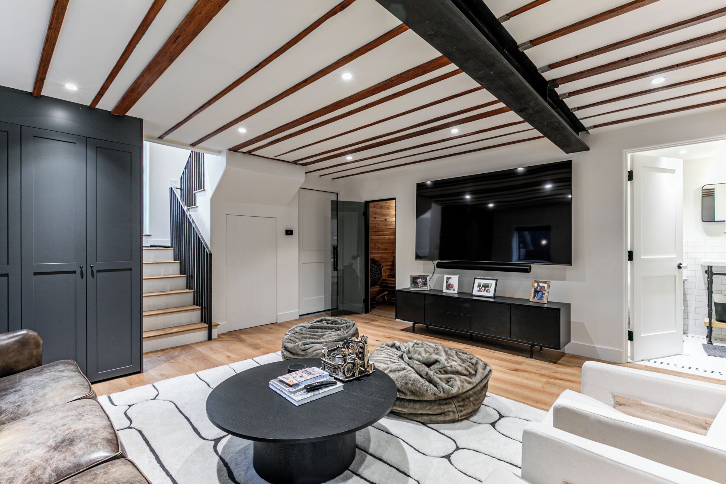 Luxury House, Patio | Interior