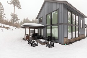 Property grounds - Plum Creek Lodge • Expansive Mountain Views • 6BR • 5.5BA • Game Room (Cle Elum)