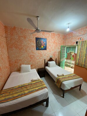 Quarto duplo básico, varanda, vista para o jardim