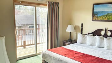Iron/ironing board, bed sheets
