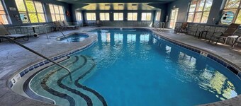 Studio 6乔治湖, NY - 阿迪朗达克山脉