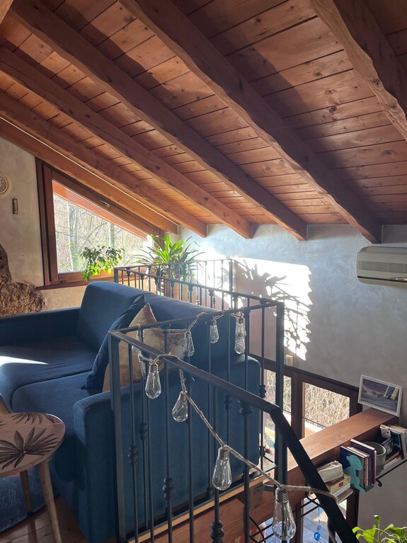 Rustic Wooden Loft · Once Part Of A Castle Estate · Lago Maggiore (Arona) - Arona