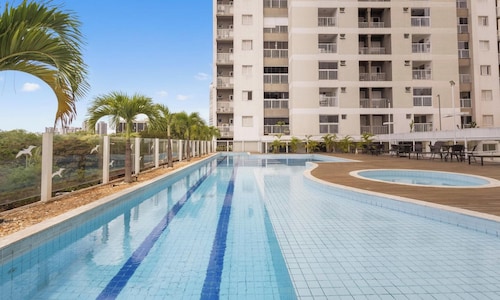Condominium W/pool in a Prime Location in Jardim Goias - Wsls