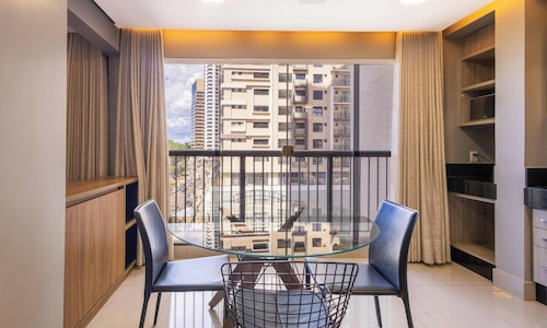 Condominium W/pool in a Prime Location in Jardim Goias - Wsls